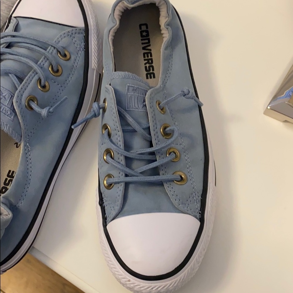 Converse size 7